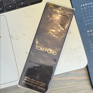 Tom Ford Traceless Foundation in Praline